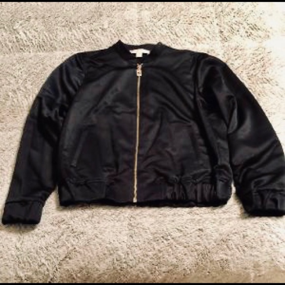 Comfortable petite black Michael Kors jacket XS